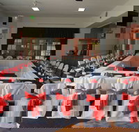 Burkes Hotel Motel - Accommodation Sunshine Coast