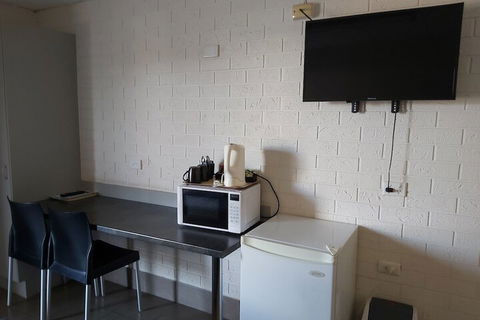 Motel 707 - Accommodation Sunshine Coast 3