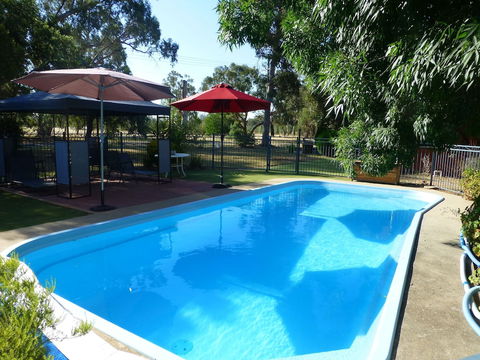 Golfers Retreat Motel - Accommodation Sunshine Coast 4
