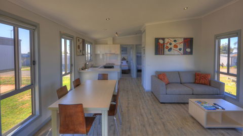 Tasman Holiday Parks - Lake Mulwala - Accommodation Sunshine Coast 2