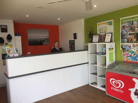 Tasman Holiday Parks - Lake Mulwala - Accommodation Sunshine Coast 1