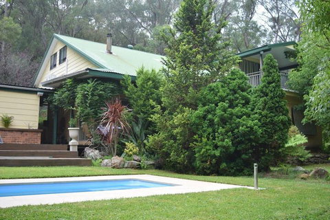 Dingley Dell - Accommodation Sunshine Coast 2