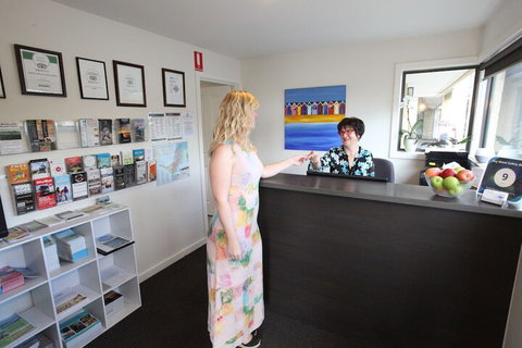 Bay Motel Safety Beach - Accommodation Sunshine Coast 1