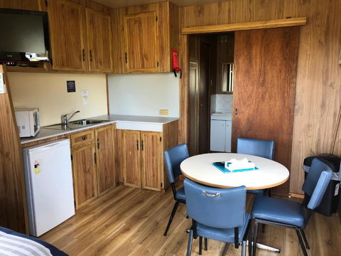 Lake Talbot Tourist Park - Accommodation Sunshine Coast 7