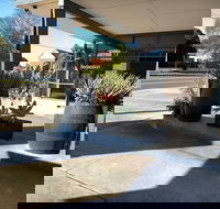 Country Motor Inn Singleton - Accommodation Sunshine Coast