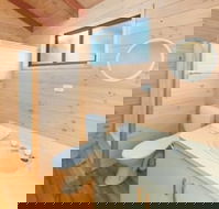 Lakes And Craters Holiday Park - Accommodation Sunshine Coast