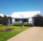 Seaside Villas - Accommodation Sunshine Coast