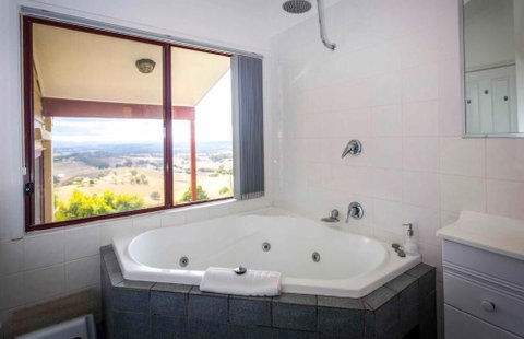 Bimbadeen Estate - Accommodation Sunshine Coast 4