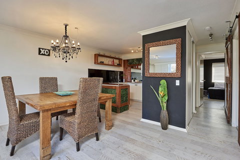 Cabarita Beachfront Apartments - Accommodation Sunshine Coast 2