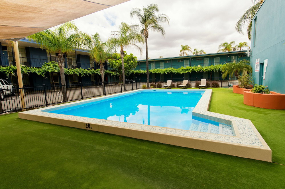 Berri SA Accommodation Sunshine Coast