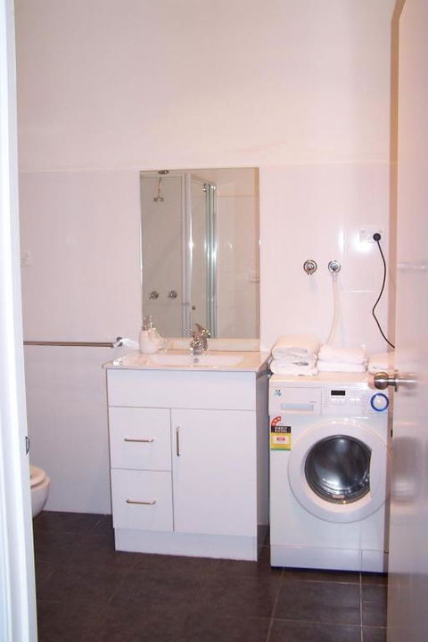 Westside Serviced Apartments - Accommodation Sunshine Coast 2