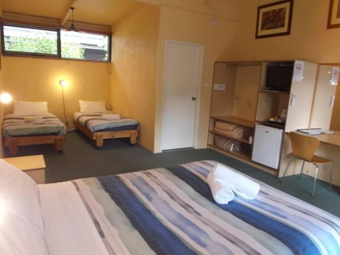 Harrietville Hotel Motel - Accommodation Sunshine Coast 3