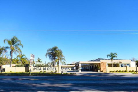 Mia Motel - Accommodation Sunshine Coast 3