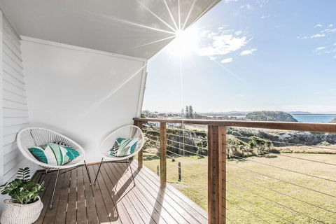 A PERFECT STAY - A Frame - Accommodation Sunshine Coast 3