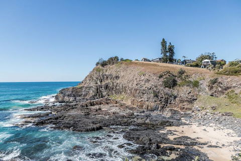 A PERFECT STAY - A Frame - Accommodation Sunshine Coast 1