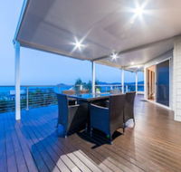 Hydeaway Bay Beach House - Accommodation Sunshine Coast