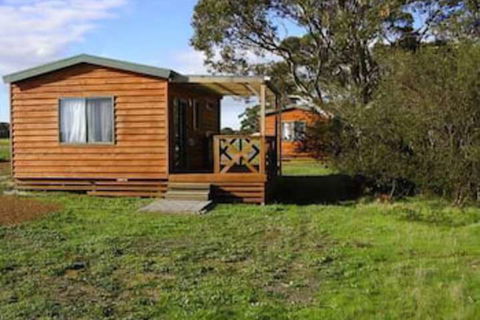 Seal Bay Cottages - Accommodation Sunshine Coast 0