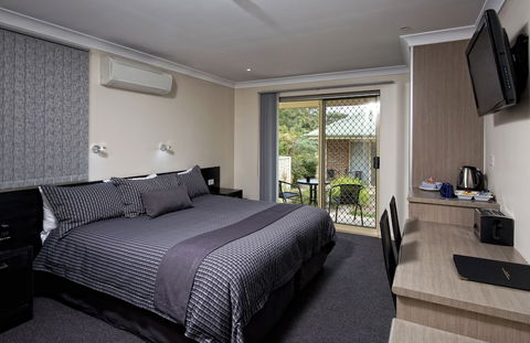 Dolphin Shores - Accommodation Sunshine Coast 6