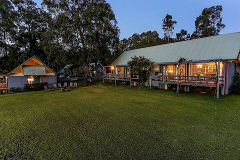 Vineyard Hill - Accommodation Sunshine Coast 1