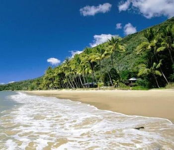 Ellis Beach Oceanfront Bungalows - Campground - Accommodation Sunshine Coast 3