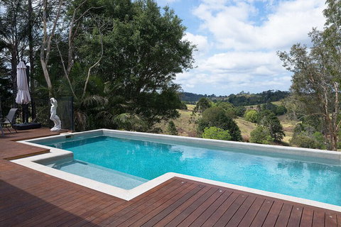Jacaranda Cottages - Accommodation Sunshine Coast 7