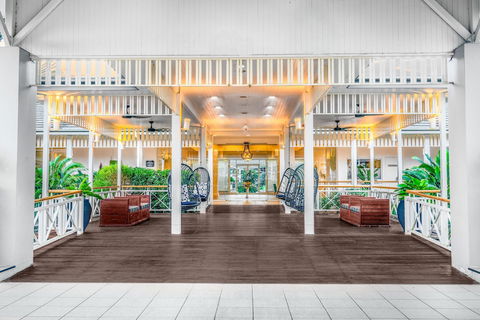 Hotel Grand Chancellor Palm Cove - Accommodation Sunshine Coast 2
