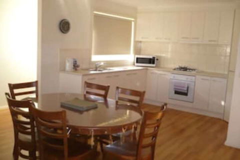 Kennedy Holiday Resort - Accommodation Sunshine Coast 5
