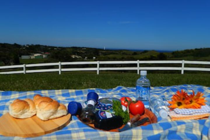 Yarra Creek TAS Accommodation Sunshine Coast