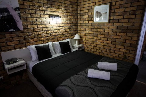 Park House Motor Inn - Accommodation Sunshine Coast 4