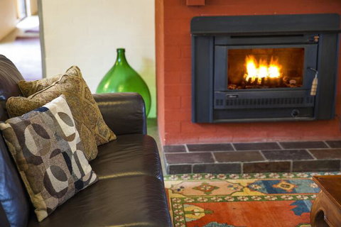 Burncroft Guest House - Accommodation Sunshine Coast 2