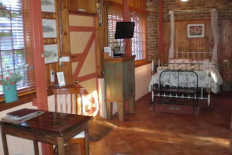 Eagle Foundry Bed & Breakfast - Accommodation Sunshine Coast 5