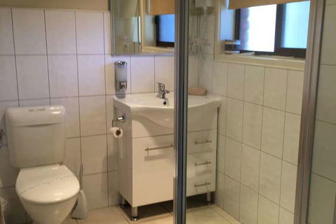 Melton Motor Inn & Apartments - Accommodation Sunshine Coast 1