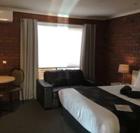 Melton Motor Inn  Apartments - Accommodation Sunshine Coast