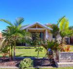Surfside - Accommodation Sunshine Coast