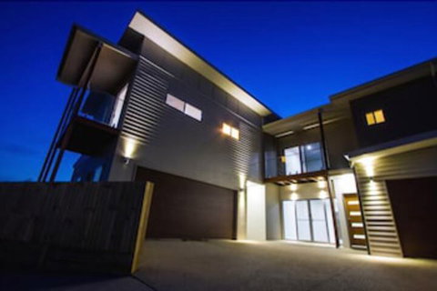 Agnes Sails - Accommodation Sunshine Coast 0