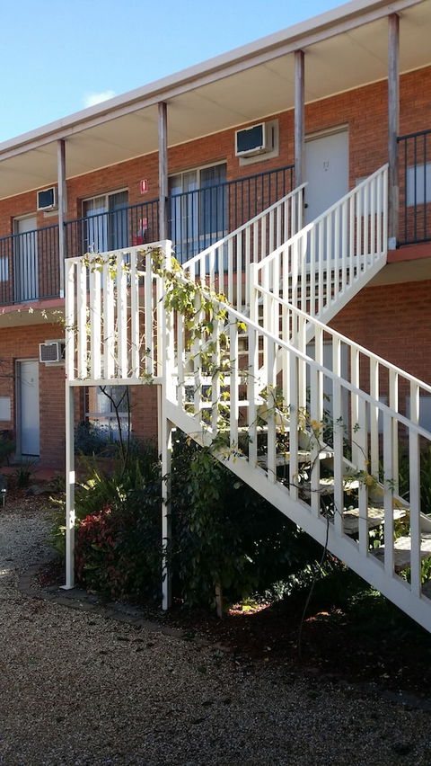 Bridge Motor Inn - Accommodation Sunshine Coast 1