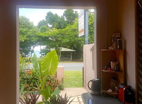Pandanus Holiday Apartments - Accommodation Sunshine Coast 3