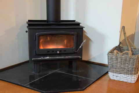 McCarthy Lake House - Accommodation Sunshine Coast 2