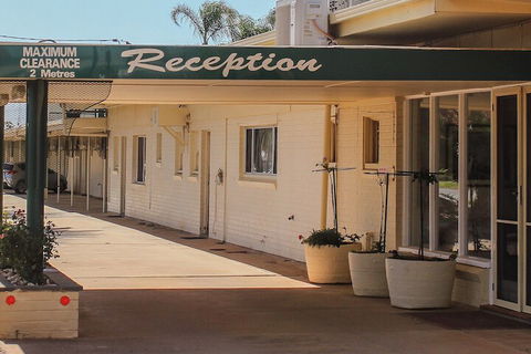 Motel Riverina - Accommodation Sunshine Coast 3