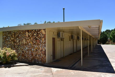 Motel Riverina - Accommodation Sunshine Coast 4