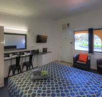 Twin Swans Motel - Accommodation Sunshine Coast