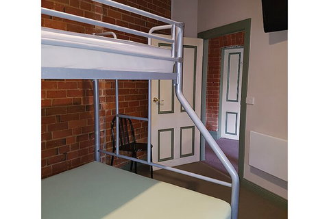 Mansfield Traveller's Lodge - Accommodation Sunshine Coast 4