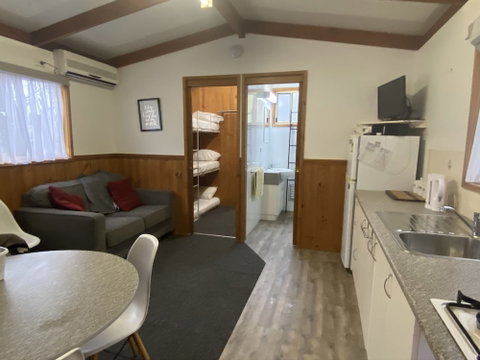 Beechworth Cabins - Accommodation Sunshine Coast 5