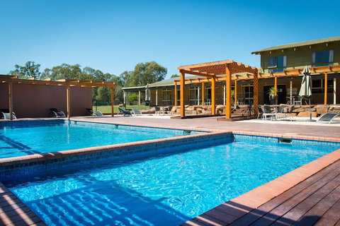 Mansfield Country Resort - Accommodation Sunshine Coast 3
