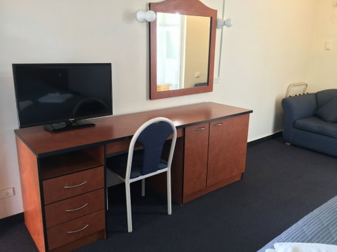 Town & Country Motel - Accommodation Sunshine Coast 2