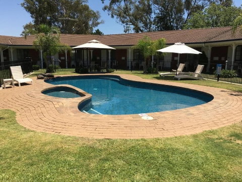 Capricorn Motor Inn - Accommodation Sunshine Coast 3