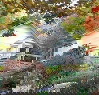 Woolrich Historic Garden Cottage - Accommodation Sunshine Coast