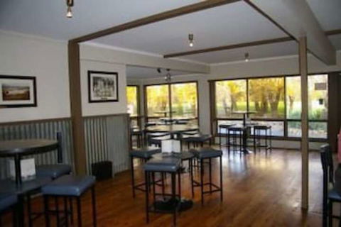 Jugiong Motor Inn - Accommodation Sunshine Coast 4
