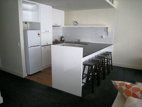 The Waterfront Apartments, Geelong - Accommodation Sunshine Coast 3