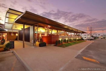 Morayfield Tavern & Motel - Accommodation Sunshine Coast 1